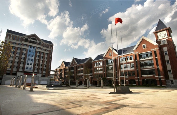 贵阳乐湾国际实验学校学费多少