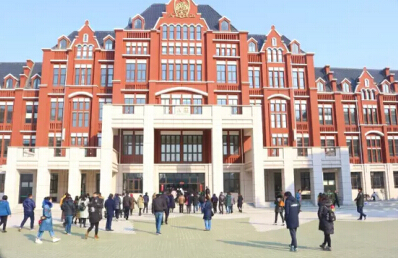 2017平湖枫叶国际学校枫采英语冬令营 国际视野下的语言与文化探索